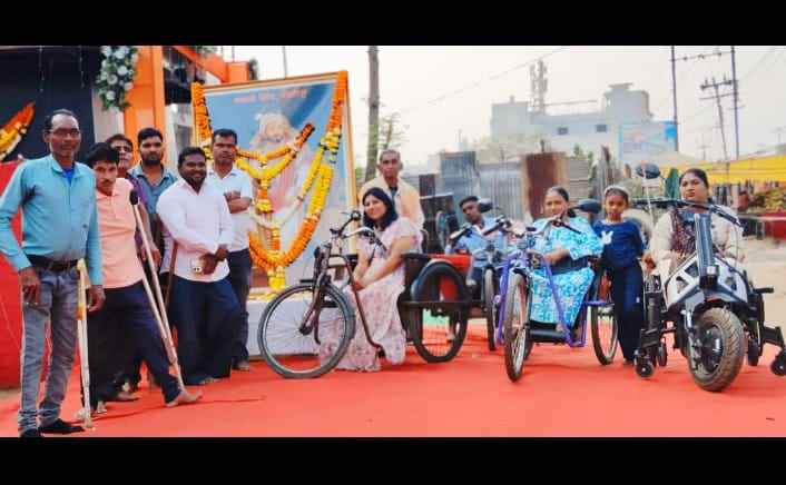 दिव्यांग जिनोंने मिलकर मनाई छत्रपति शिवाजी महाराज की जयंती